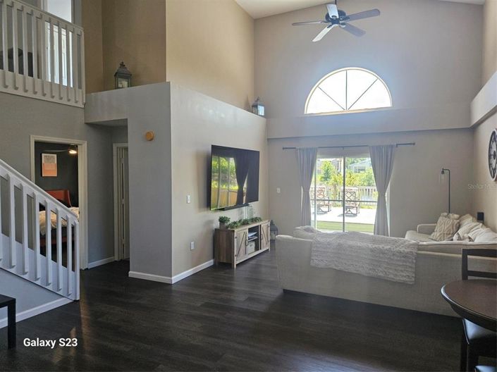 Image No.17-3 Bed Property for sale