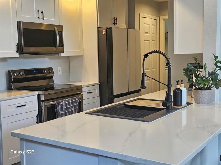 Image No.7-3 Bed Property for sale