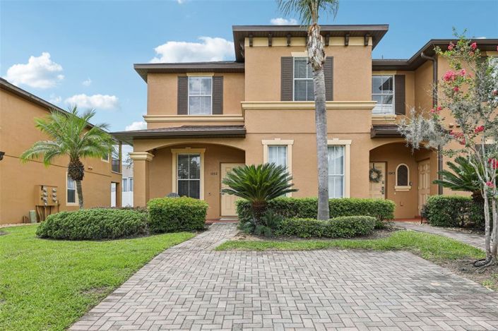 Image No.1-4 Bed Townhouse for sale