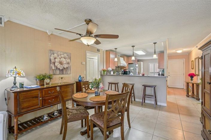 Image No.10-2 Bed Property for sale