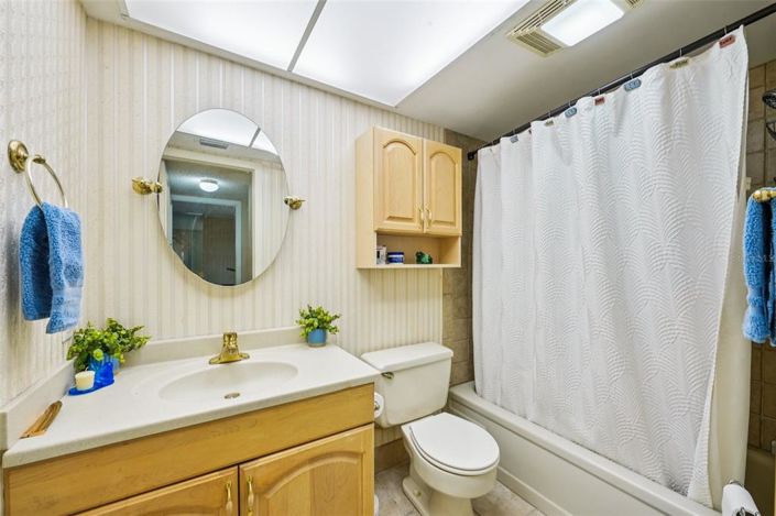 Image No.24-2 Bed Property for sale