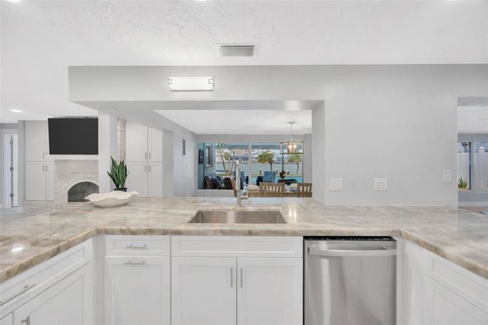 Image No.19-3 Bed Property for sale