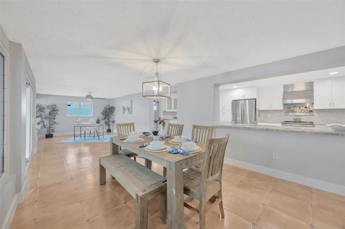 Image No.27-3 Bed Property for sale