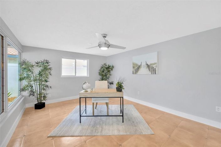 Image No.29-3 Bed Property for sale