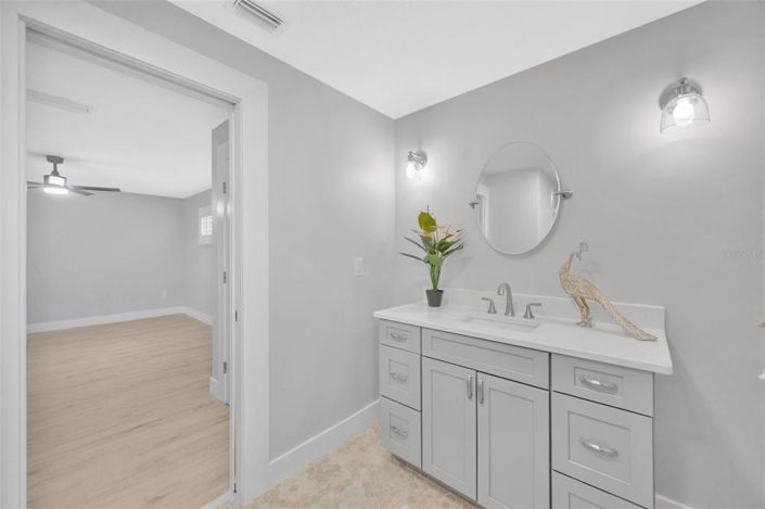 Image No.37-3 Bed Property for sale