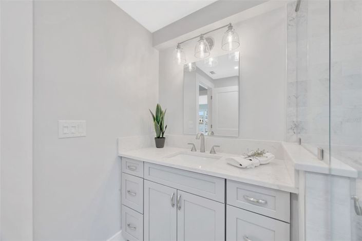 Image No.43-3 Bed Property for sale