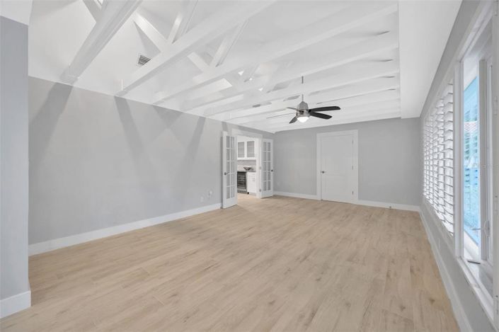 Image No.58-3 Bed Property for sale