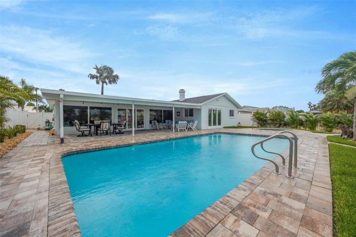 Image No.64-3 Bed Property for sale