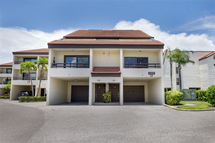 Image No.1-2 Bed Townhouse for sale