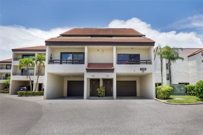 1 - , Townhouse