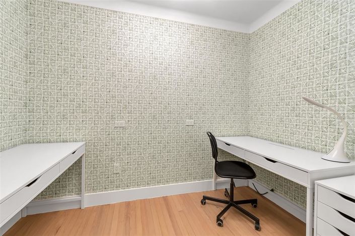 Image No.51-5 Bed Property for sale