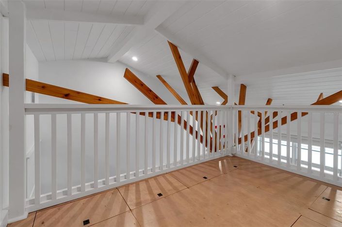 Image No.55-5 Bed Property for sale