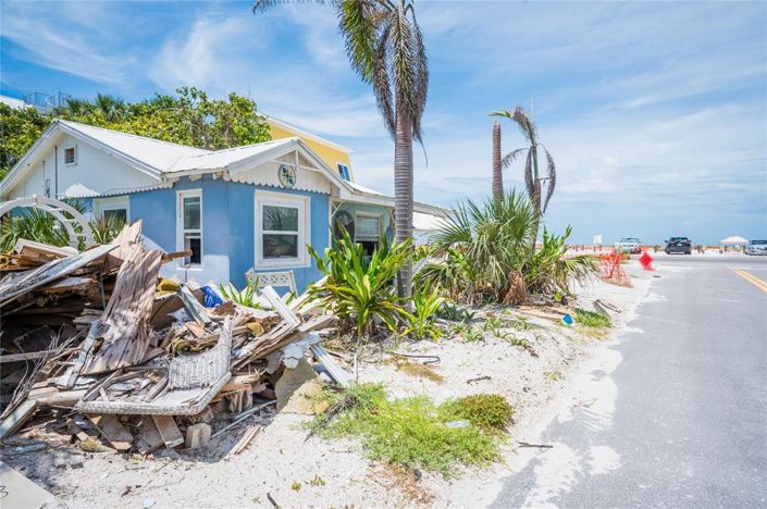 Image No.11-2 Bed Property for sale