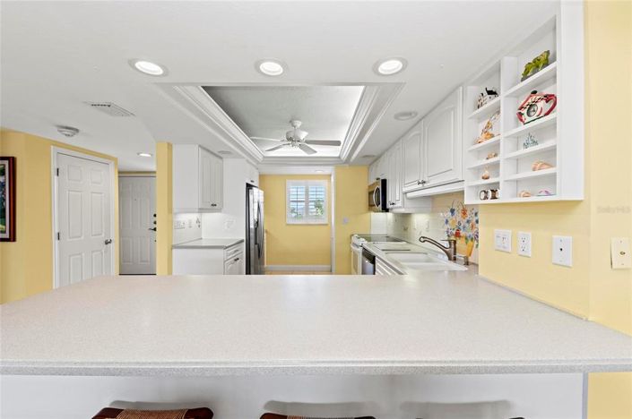 Image No.11-2 Bed Property for sale