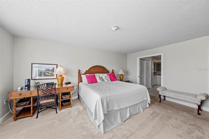 Image No.20-2 Bed Property for sale