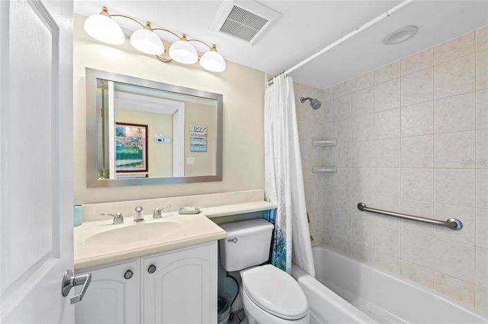 Image No.34-2 Bed Property for sale