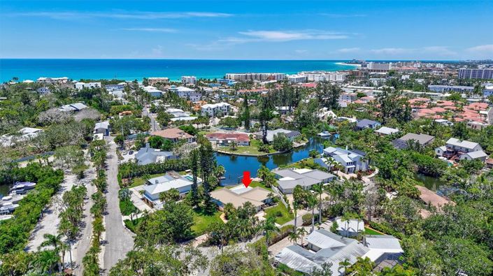 Image No.16-3 Bed Property for sale