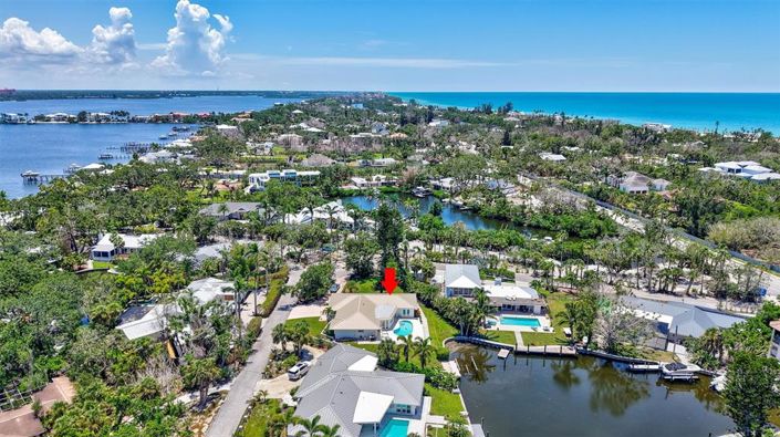 Image No.19-3 Bed Property for sale