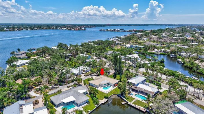 Image No.20-3 Bed Property for sale