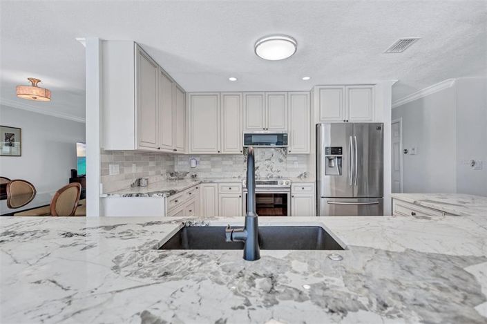 Image No.44-3 Bed Property for sale