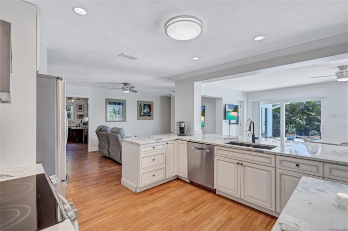 Image No.46-3 Bed Property for sale