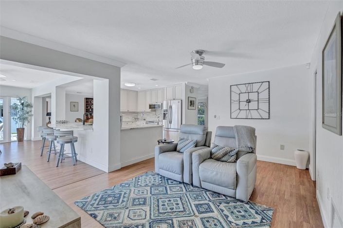 Image No.50-3 Bed Property for sale