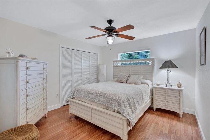 Image No.57-3 Bed Property for sale