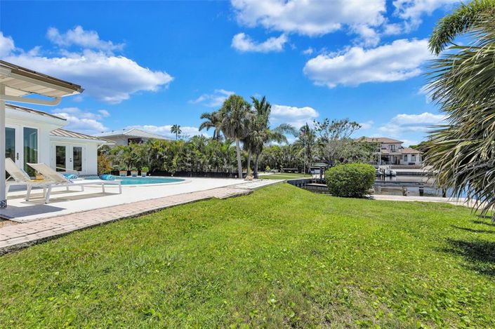 Image No.79-3 Bed Property for sale