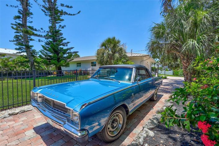 Image No.89-3 Bed Property for sale