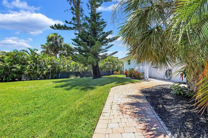 Image No.91-3 Bed Property for sale