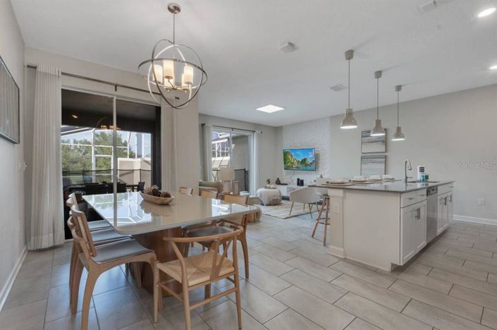 Image No.20-4 Bed Townhouse for sale