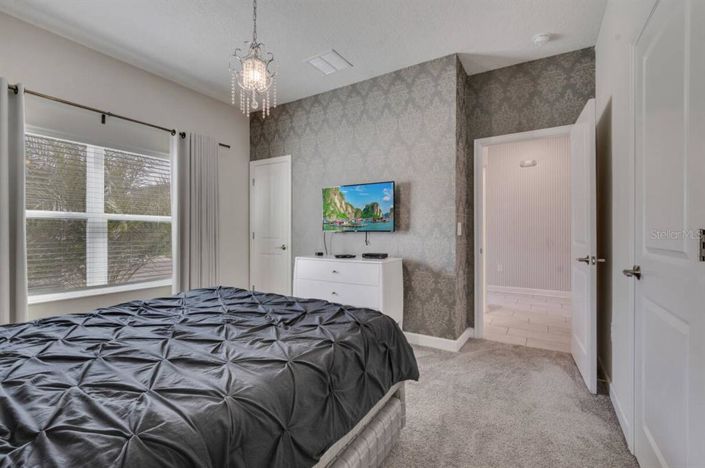 Image No.24-4 Bed Townhouse for sale