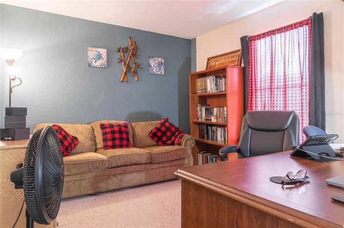 Image No.17-4 Bed Townhouse for sale