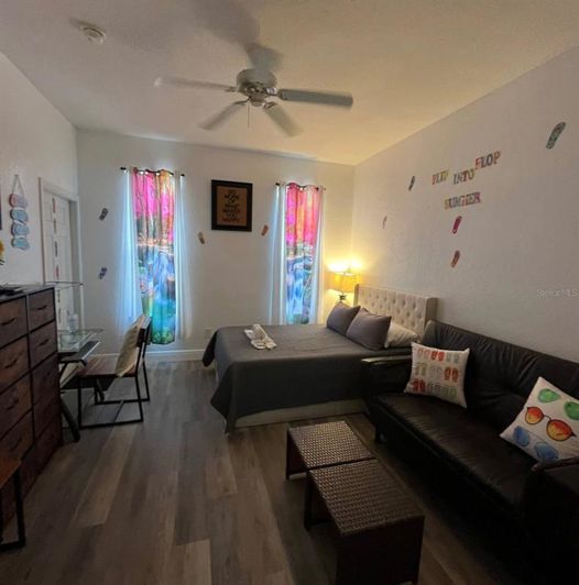 Image No.27-4 Bed Townhouse for sale