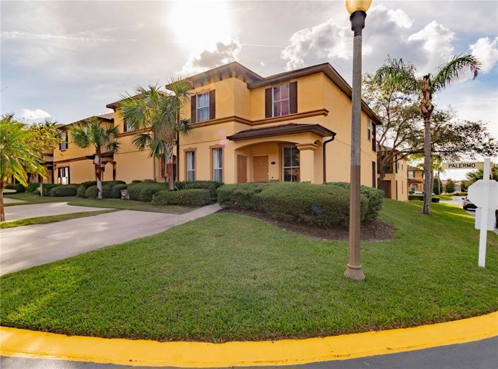 Image No.41-4 Bed Townhouse for sale