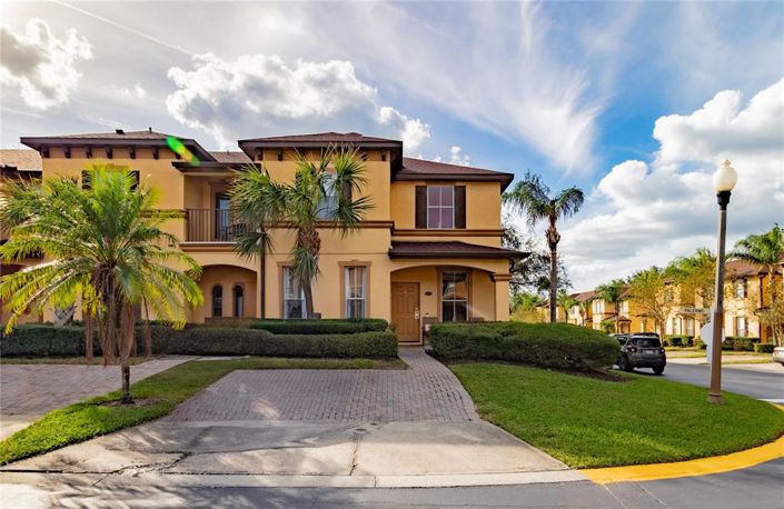 Image No.42-4 Bed Townhouse for sale