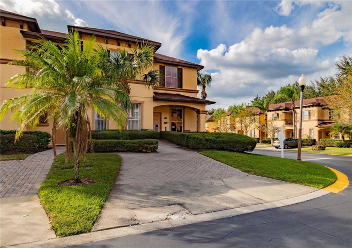 Image No.43-4 Bed Townhouse for sale