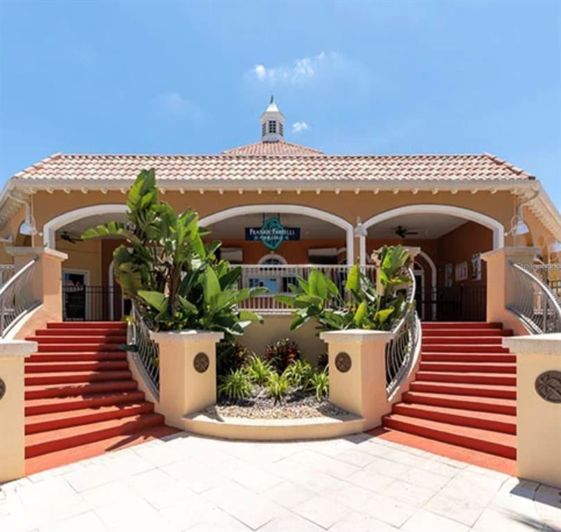 Image No.57-4 Bed Townhouse for sale