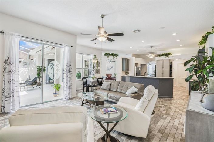 Image No.22-4 Bed Property for sale