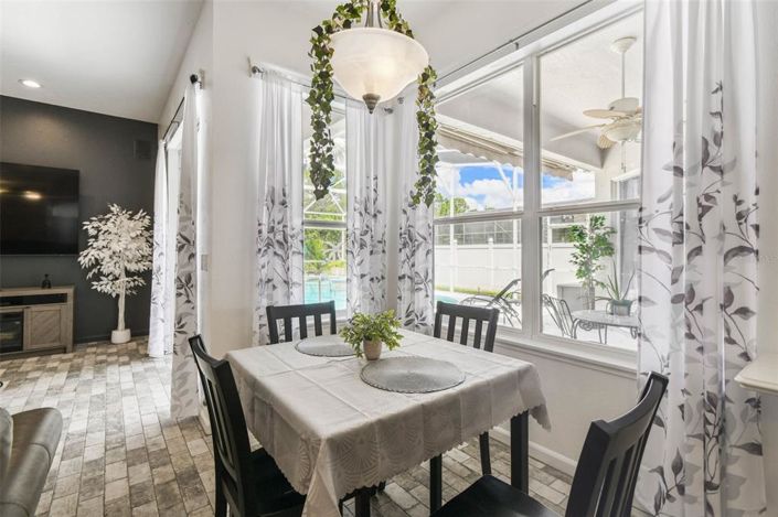 Image No.23-4 Bed Property for sale