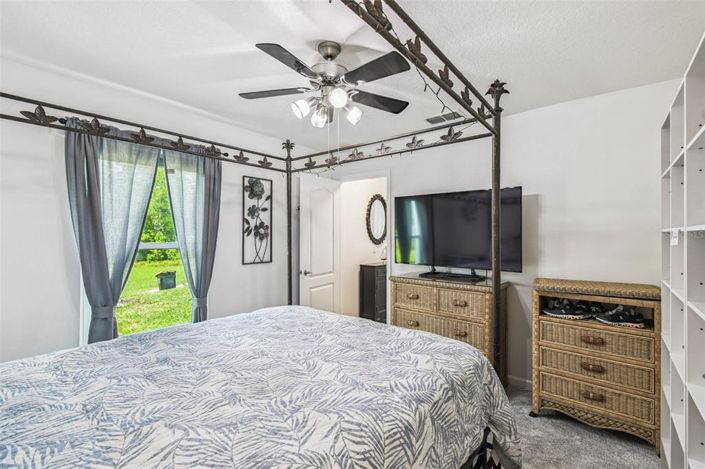 Image No.42-4 Bed Property for sale