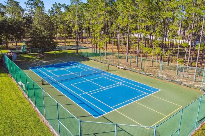 Image No.65-4 Bed Property for sale