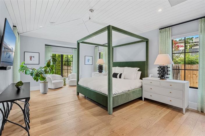 Image No.23-5 Bed Property for sale