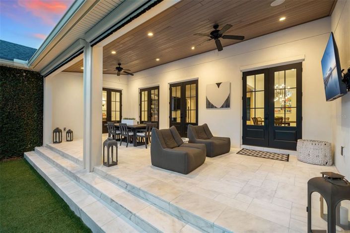 Image No.41-5 Bed Property for sale