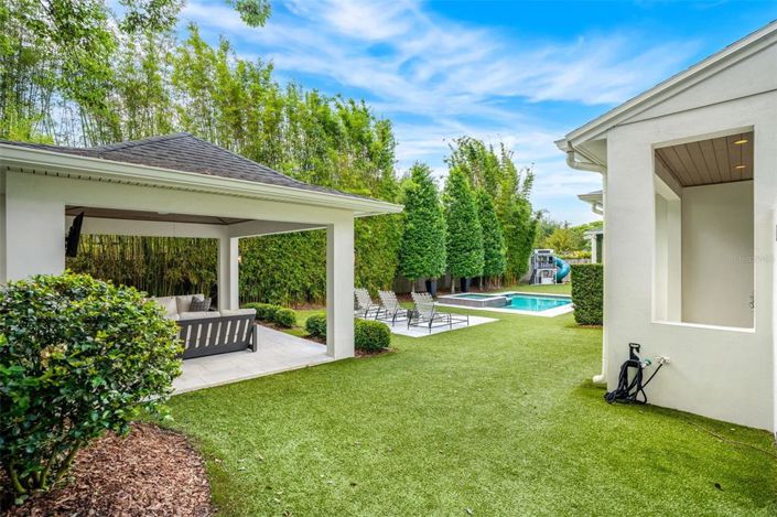 Image No.47-5 Bed Property for sale