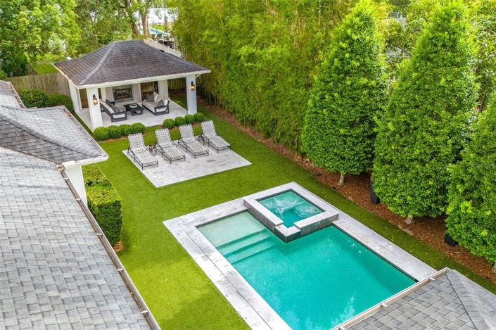 Image No.50-5 Bed Property for sale