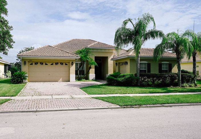 Image No.1-3 Bed Property for sale