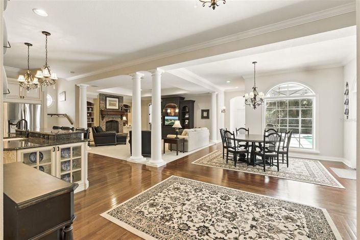 Image No.15-5 Bed Property for sale