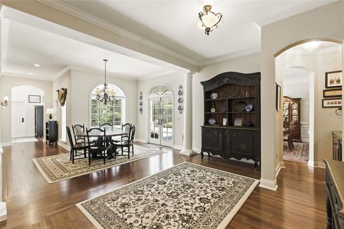 Image No.21-5 Bed Property for sale