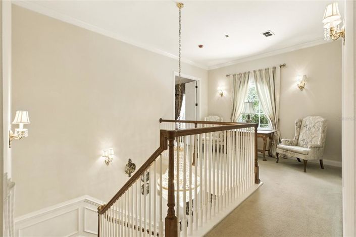 Image No.29-5 Bed Property for sale